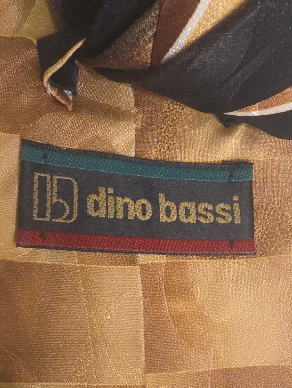Dino bassi Hand Made Men's Black & Gold Geometric Silk Tie 4 Inches Wide - Picture 2 of 14